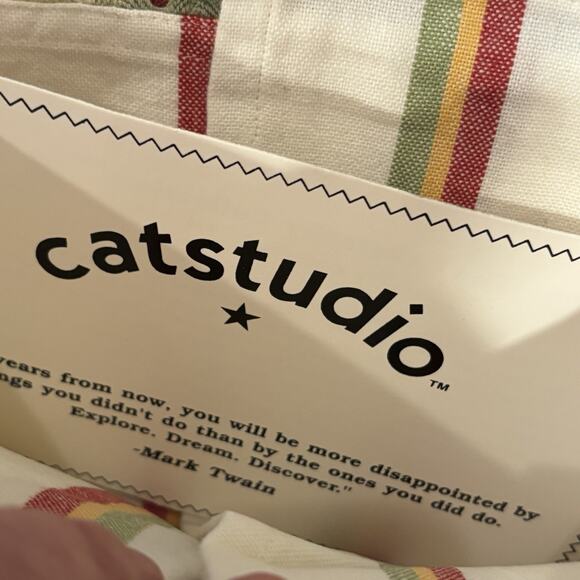 Catstudio Wisconsin Dish Bar & Hand Towel Great for Kitchen, Bar, & Bathroom NEW - Picture 4 of 8